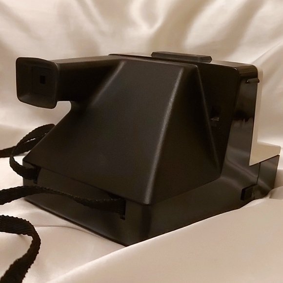 Vintage Polaroid OneStep Land Camera - Picture 2 of 4